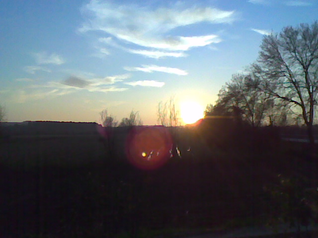 Img000.jpg