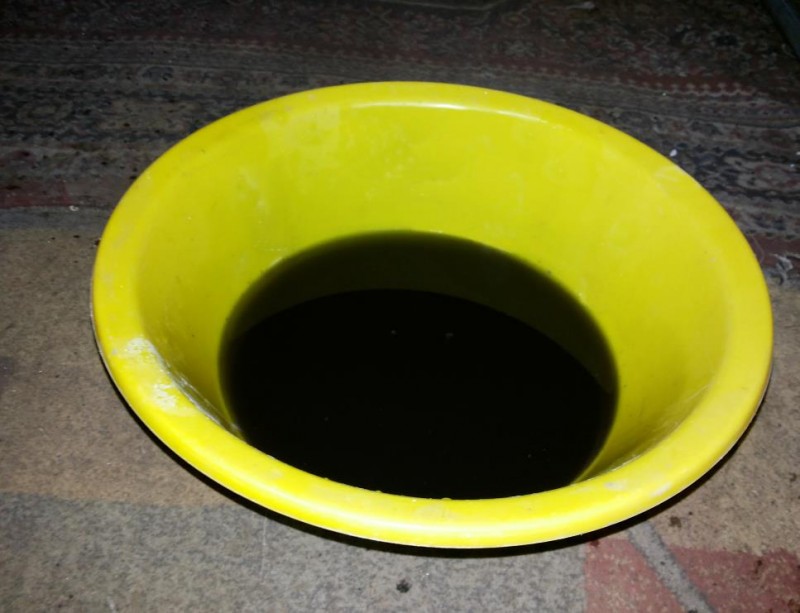 Eletrolitro sujo.jpg