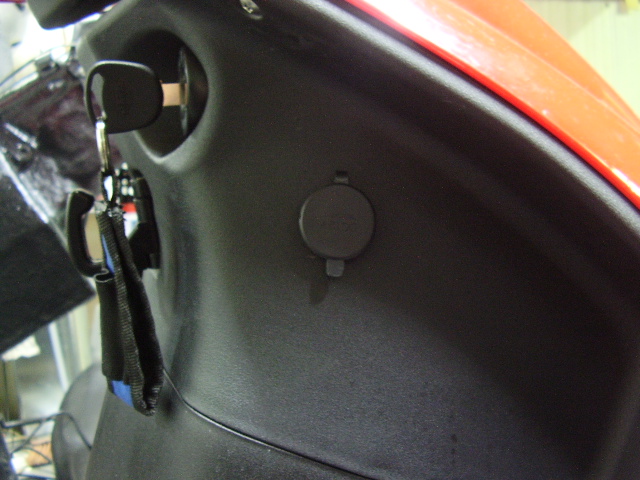 Tomada de isqueiro para carregamentos de telemoveis, gps, mp3, etc...
