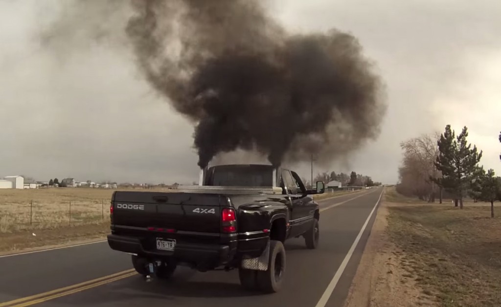 pickup-truck-rolling-coal_100476001_l.jpg