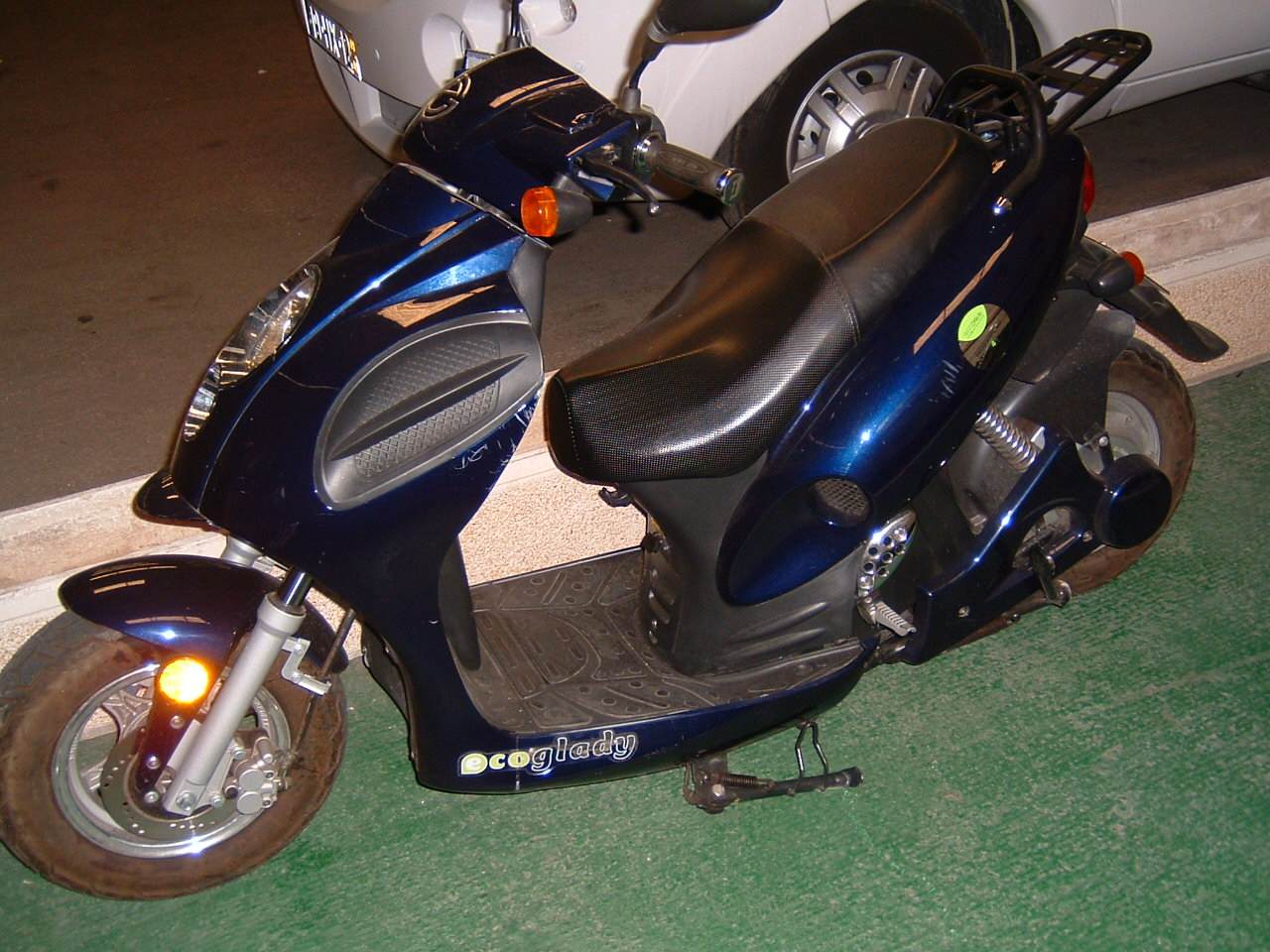 moto1.JPG