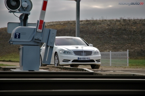 mercedes-s400-hybrid-6.jpg