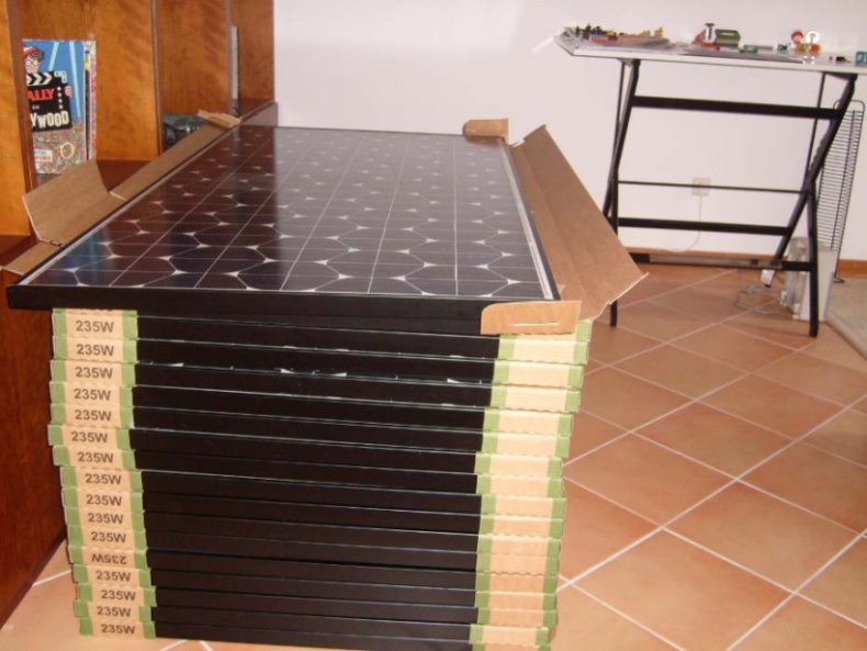 18 painéis, mortinhos pelo Sol