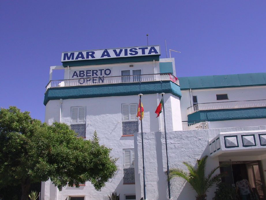 Na Residencial Mar à Vista em Albufeira -Repetiu-se a eficácia.