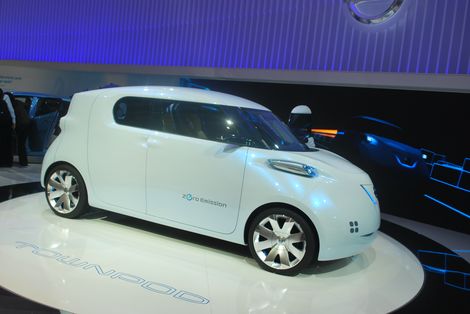 Nissan-Townpod_03.jpg