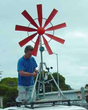 Ted-Baers-Bicycle-Wheel-Windmill.jpg