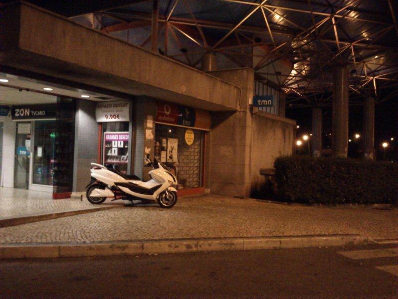à carga na Estação de Massamá (23h)