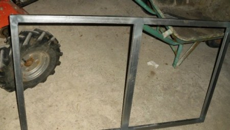 Suporte em estrutura metálica tubo galvanizado 20x30